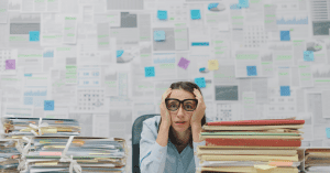 autoexigencia y ansiedad mujer estres trabajo